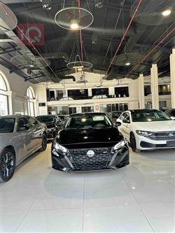 نيسان ألتيما